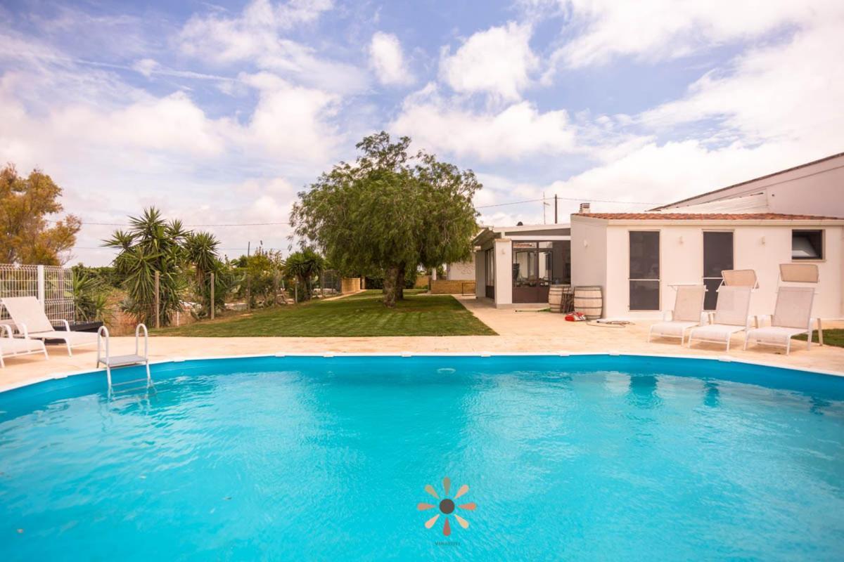 Agriturismo Tenuta Margherita Torre Lapillo Exterior photo
