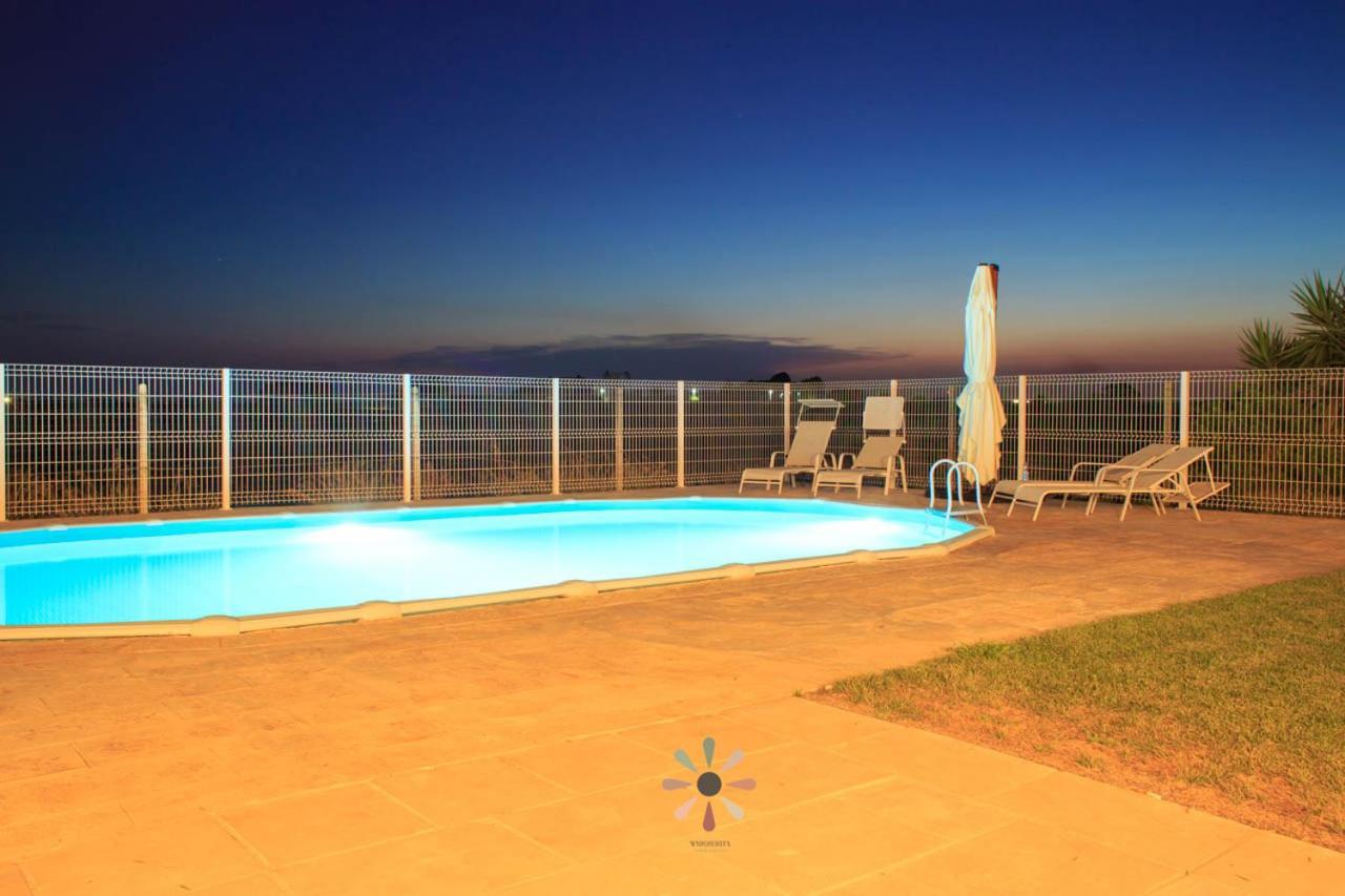 Agriturismo Tenuta Margherita Torre Lapillo Exterior photo